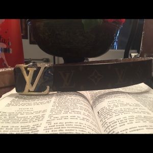 Old flower brown belt size 110 and 125